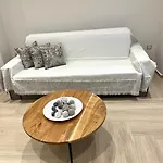 Modern Apartment, Few Meters From The Nea Koroni