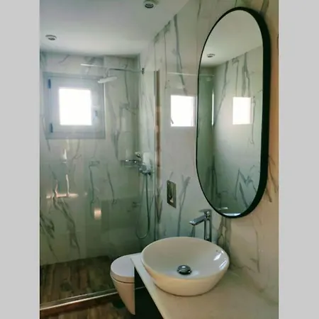 Modern Apartment, Few Meters From The