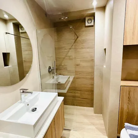 アパート Modern Apartment, Few Meters From The Néa Koróni