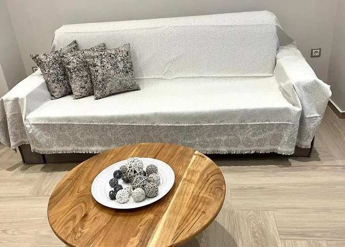 Modern Apartment, Few Meters From The Néa Koróni