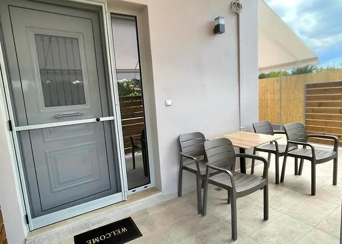 Apartmán Modern Apartment, Few Meters From The *